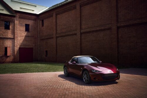 Mazda PH starts offering MX-5 35th Anniversary Edition, limited to 15 units only Mazda PH starts offering MX-5 35th Anniversary Edition, limited to 15 units only
