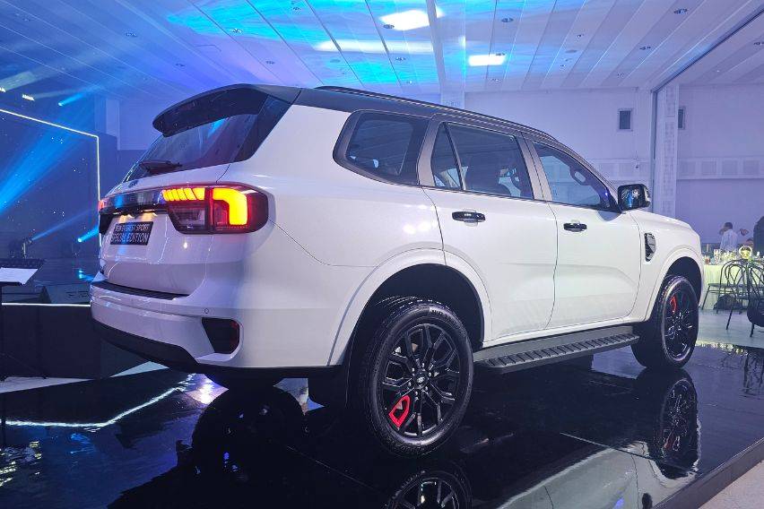 Ford Everest 1