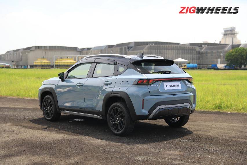 Suzuki Fronx SGX Hybrid