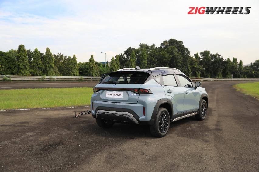 Suzuki Fronx SGX Hybrid