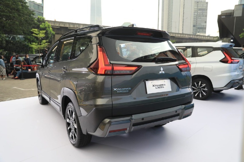 Mitsubishi Xpander Cross