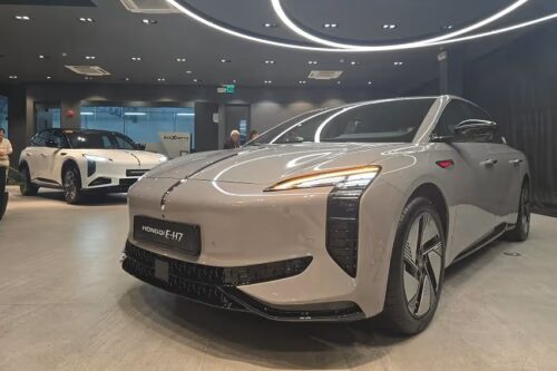 EVOxTerra widens Hongqi NEV lineup with EH7, e-HS7 launch