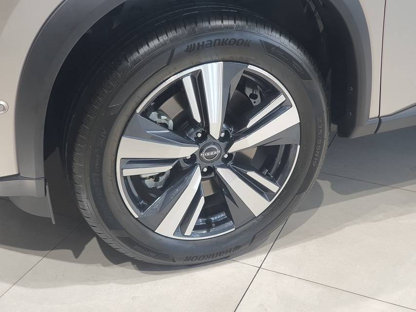 roda Nissan X-trail e-4orce