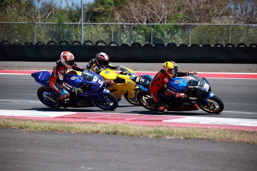 BLU CRU Yamaha Sunday Race 2024