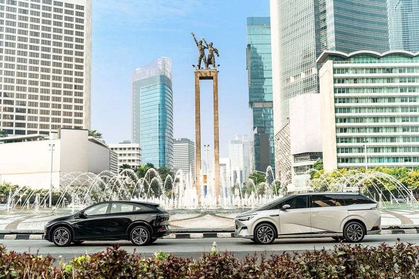 Xpeng X9 dan Xpeng G6