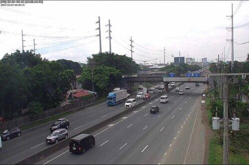 Marilao Bridge gets hit by truck, to undergo repair anew