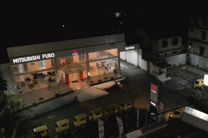 Sektor Logistik Berkembang, Mitsubishi Fuso Sokong Bengekel Siaga 24 Jam Non-Stop Sektor Logistik Berkembang, Mitsubishi Fuso Sokong Bengekel Siaga 24 Jam Non-Stop
