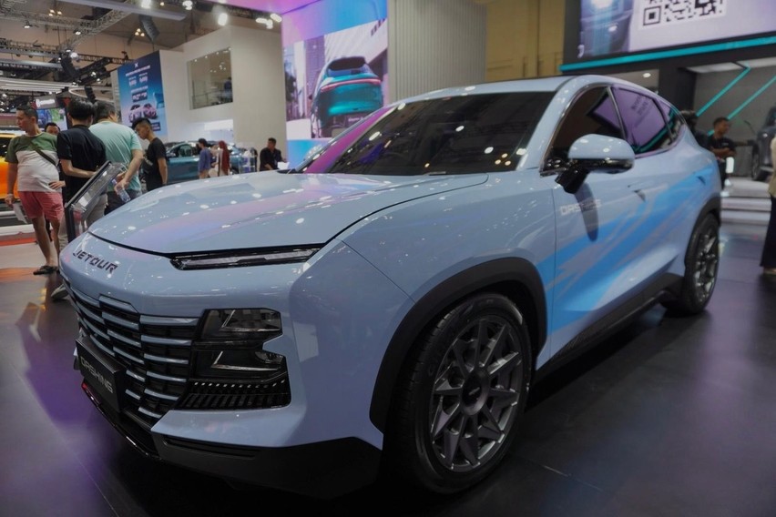 Versi Modifikasi JETOUR DASHING di GIIAS 2025