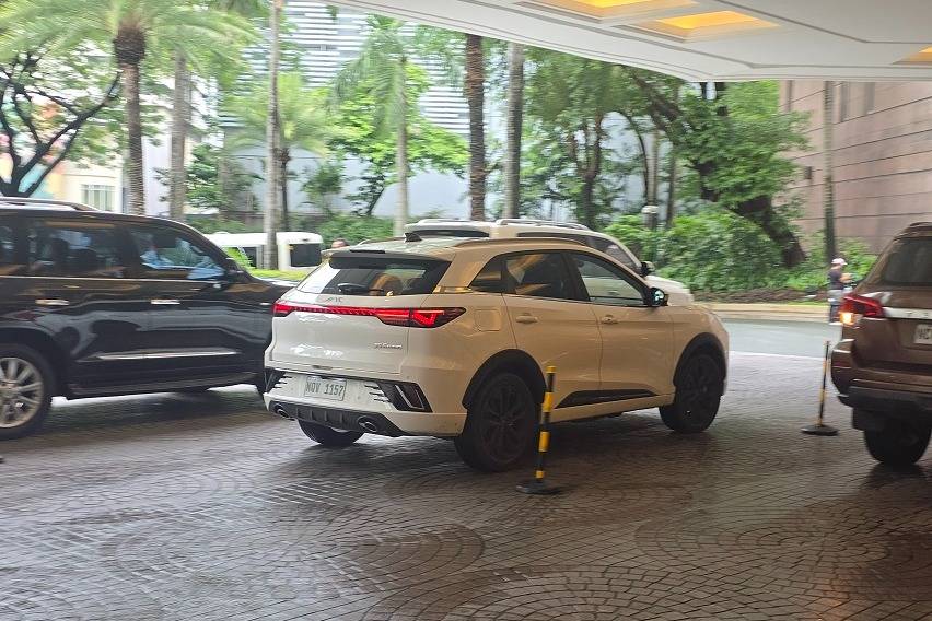 JAC JS6 PHEV seen in PH