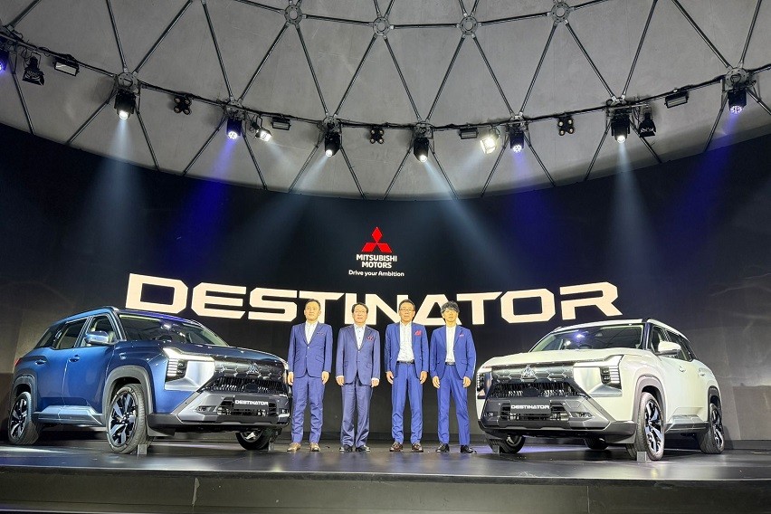 Mitsubishi DST Concept takes final form as ‘Destinator,’ debuts in Indonesia Mitsubishi DST Concept takes final form as ‘Destinator,’ debuts in Indonesia