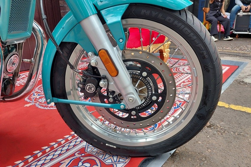 rem Royal Enfield Classic 650
