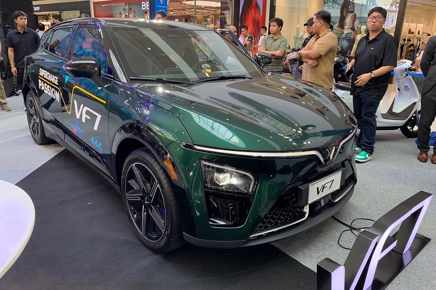 VinFast VF 7