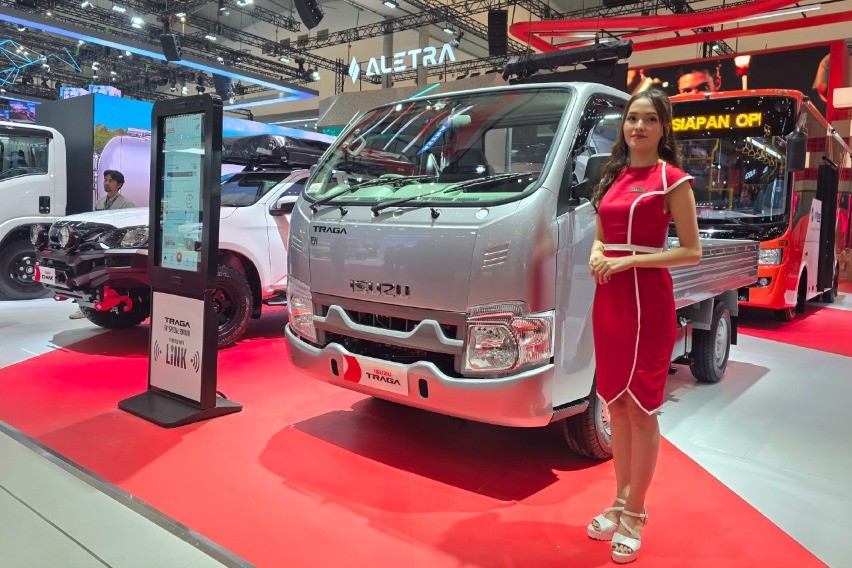 Booth kendaraan komersial di GIIAS 2025