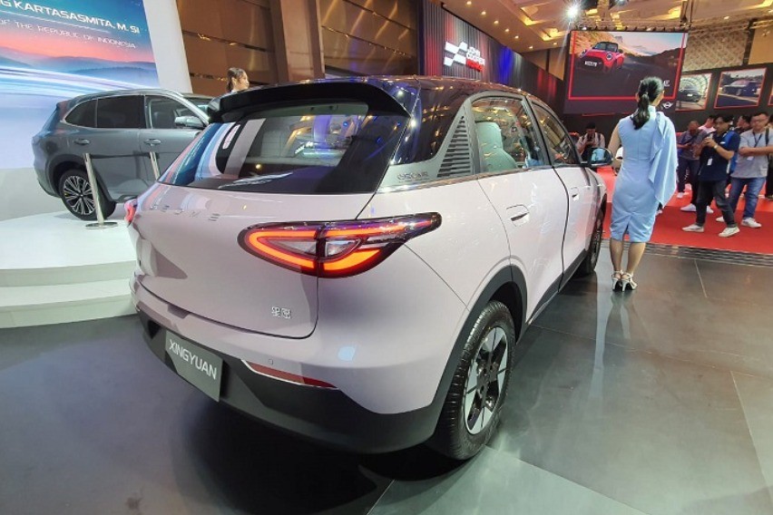 desain Geely Xingyuan