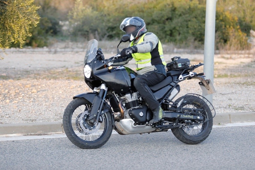 Royal Enfield Himalayan 750