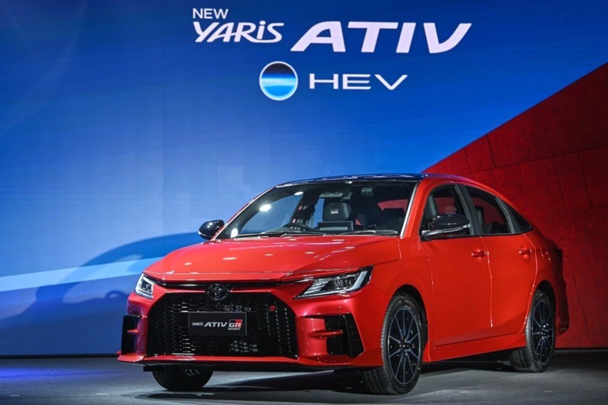 Toyota Vios Hybrid GR-S