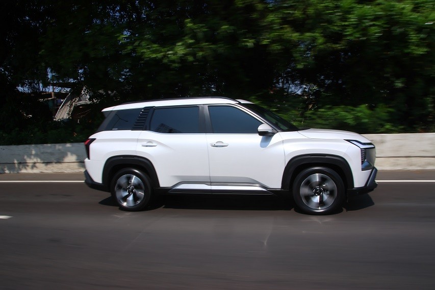 Mitsubishi Destinator First Drive