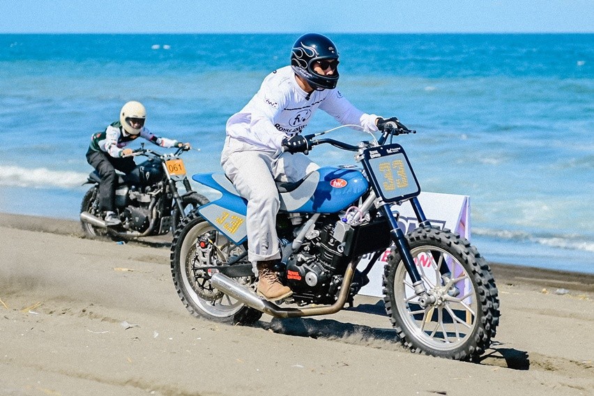 Royal Enfield Groove FT 450, Flat Tracker Kustom Berbasis Guerrilla 450 