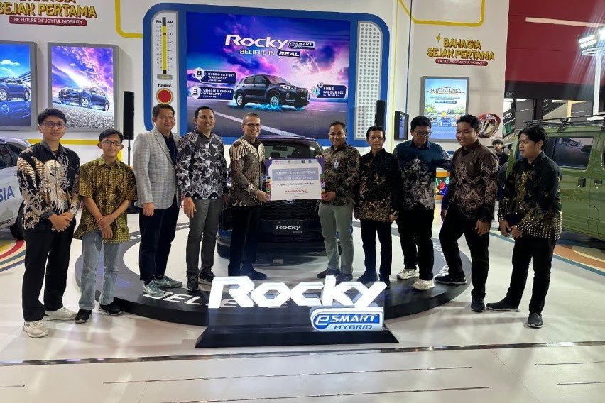 Daihatsu Apresiasi Tim Robotik Ichiro ITS Peraih Medali Internasional Daihatsu Apresiasi Tim Robotik Ichiro ITS Peraih Medali Internasional