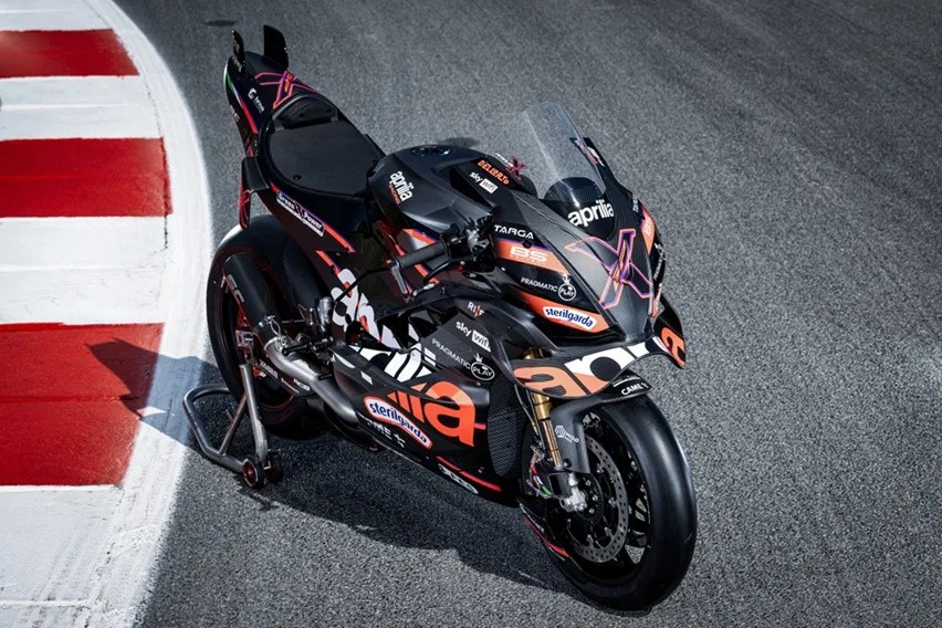 Aprilia RSV4 X-GP: Mahakarya Balap untuk Merayakan 10 Tahun di MotoGP Aprilia RSV4 X-GP