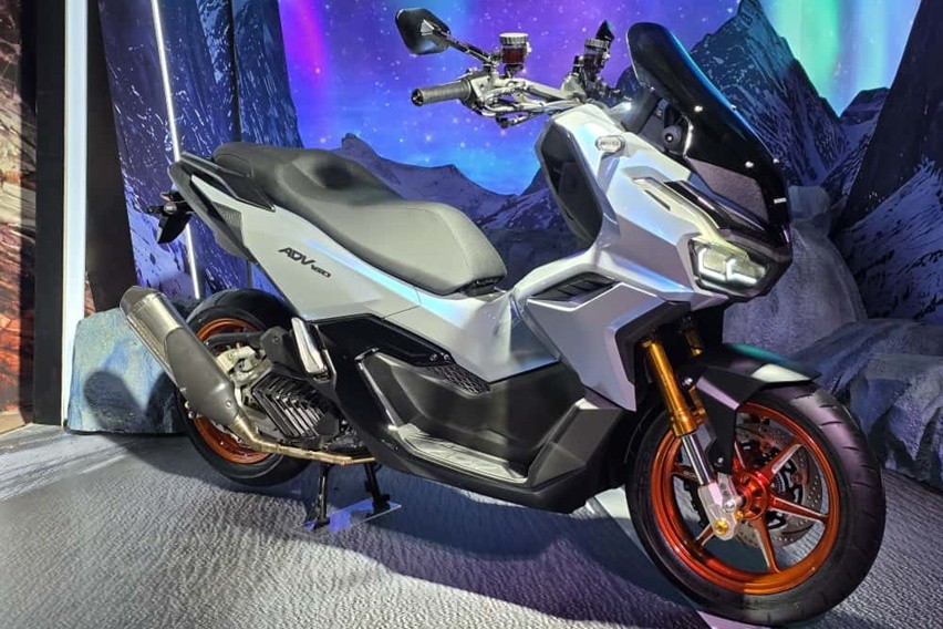 Simak Daftar Cicilan untuk Kredit Honda ADV160 RoadSync 2025