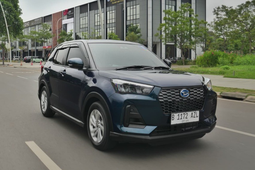 Daihatsu Rocky e-Smart Hybrid Tembus 47,8 Km/Liter, Paling Irit di Kelasnya Daihatsu Rocky e-Smart Hybrid Tembus 47,8 Km/Liter, Paling Irit di Kelasnya