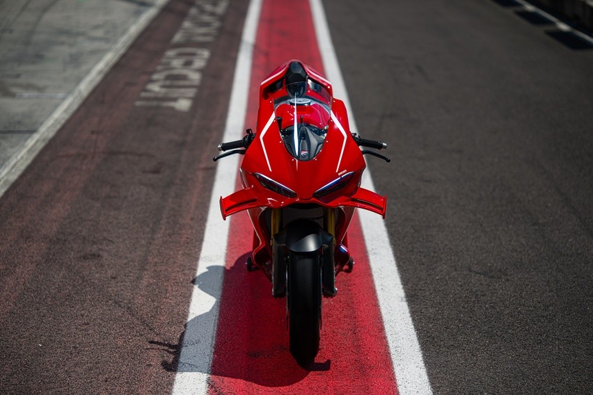 Ducati Panigale V4 R