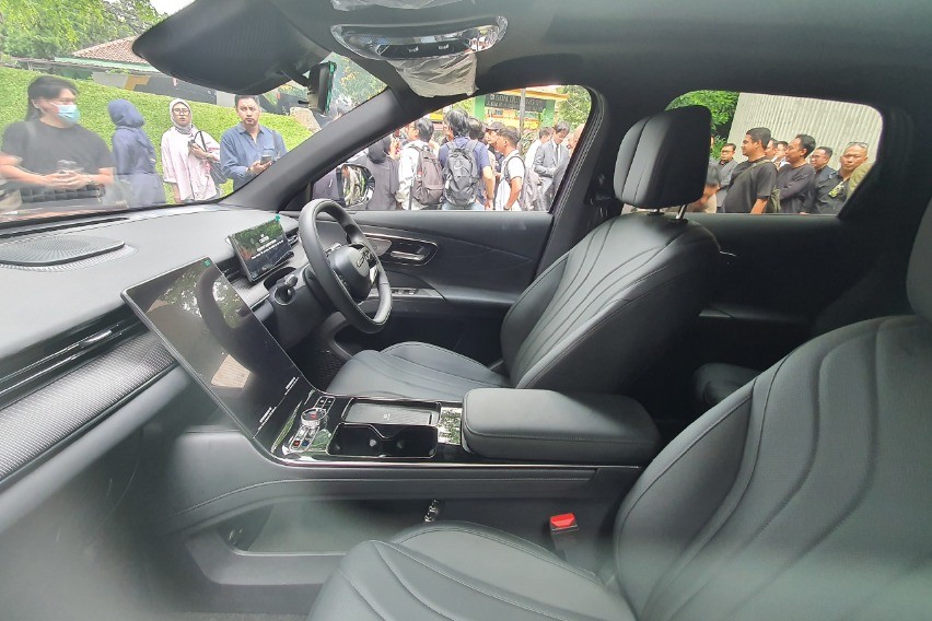 interior Lex Platform Lepas L8