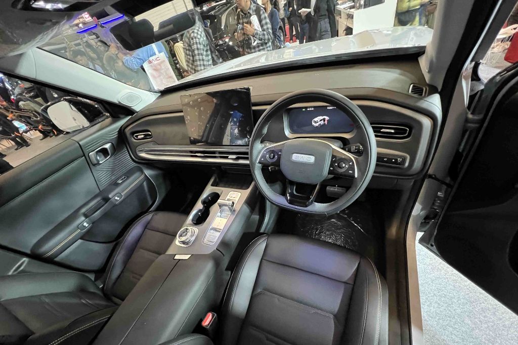 Interior Baic BJ30 Hybrid FWD