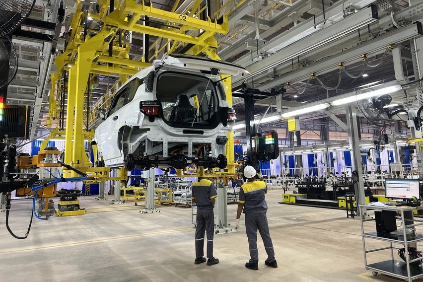 proses perakitan Pabrik VinFast Subang