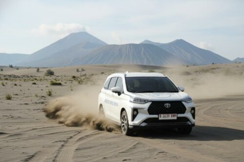 Ekspedisi Lintas Nusa: Menemukan Harmoni Alam dan Teknologi Bersama Toyota Veloz Hybrid EV di Panggung Jawa Timur