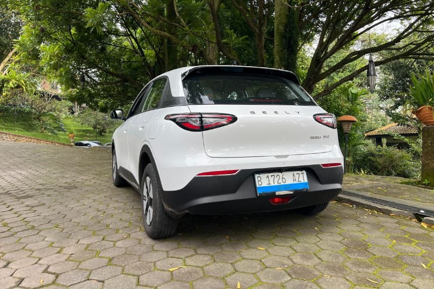 bagian belakang Geely EX2 Pro