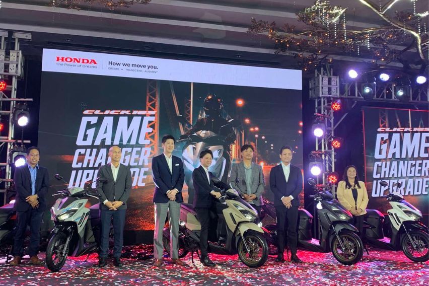 Updated Honda Click125 breaks cover