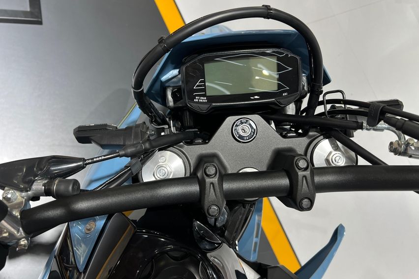 Speedometer Suzuki Suzuki DR-Z4SM dipajang di IIMS 2026