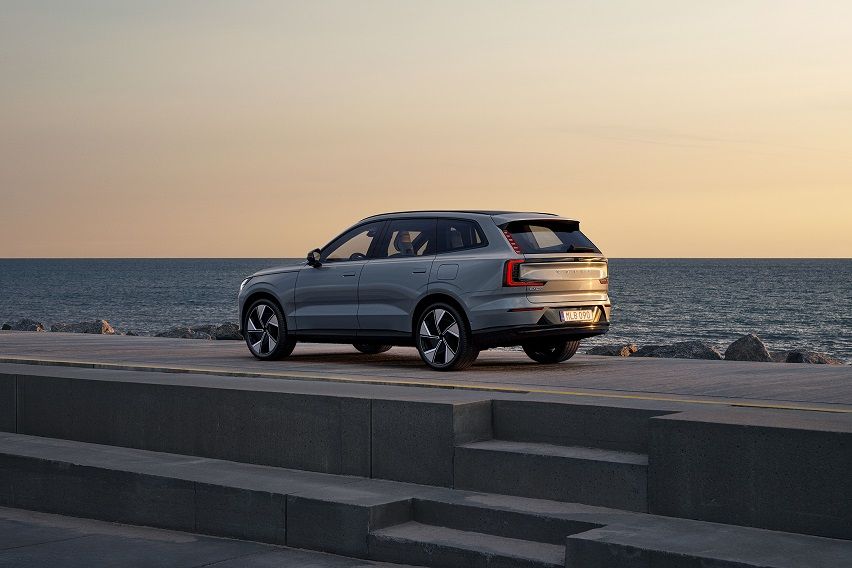 Volvo EX90 Ultra BEV