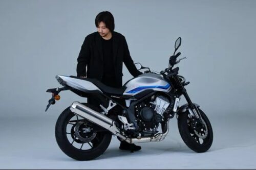 Lebih Dekat dengan Honda CB400 Super Four yang Baru Saja Dikenalkan