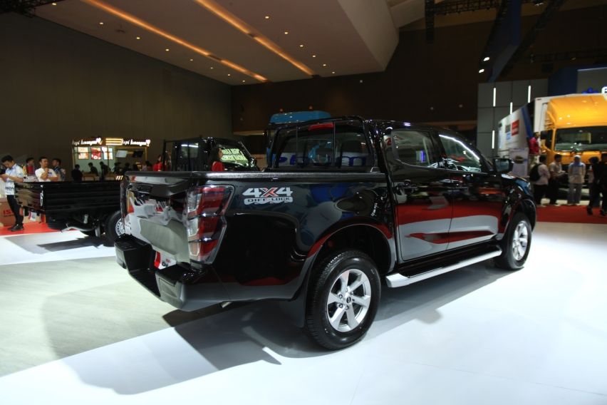 Isuzu D-Max Rodeo 2026 bak belakang