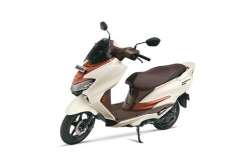 Suzuki Burgman Street 2026 Kini dengan Panel Digital Baru dan Bagasi Lebih Luas