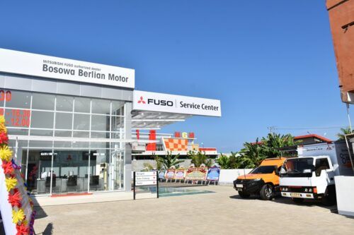 Mitsubishi Fuso Resmikan Service Center Perdana di Kolaka