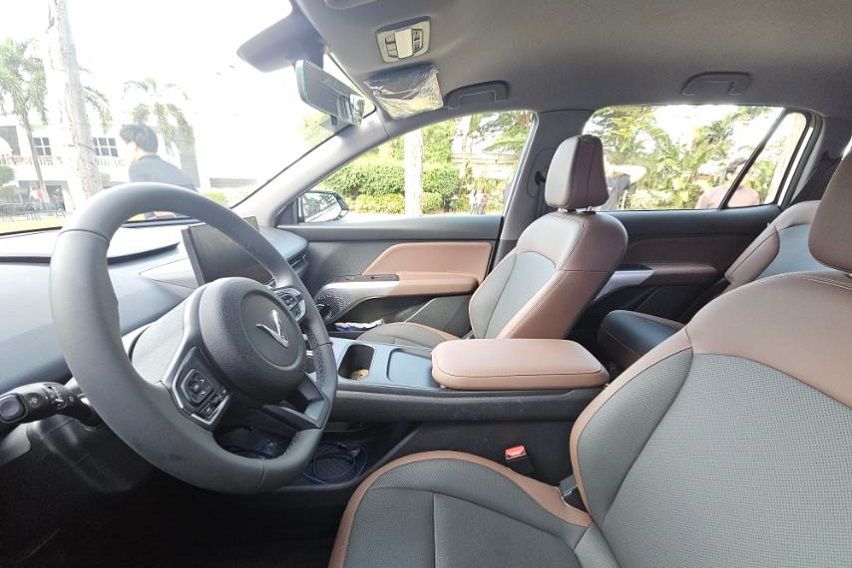 VinFast MPV Seven 6