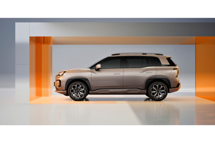 GAC Aion V