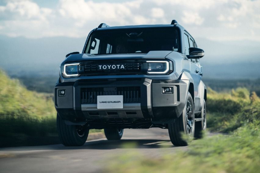 Toyota Land Cruiser FJ Mengaspal: Tantang Pasar Medium SUV dengan Harga Kompetitif