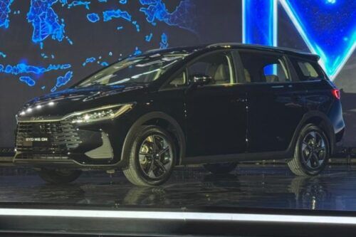 Calon Idola Baru Mobil Keluarga, BYD M6 DM Siap Mengaspal dengan Teknologi Super Efisien