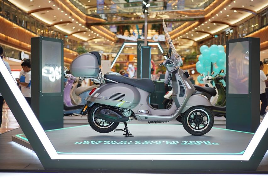 Vespa GTS Super Tech 250 Meluncur di Indonesia, Gendong Mesin 250cc HPE dan Panel TFT Pintar