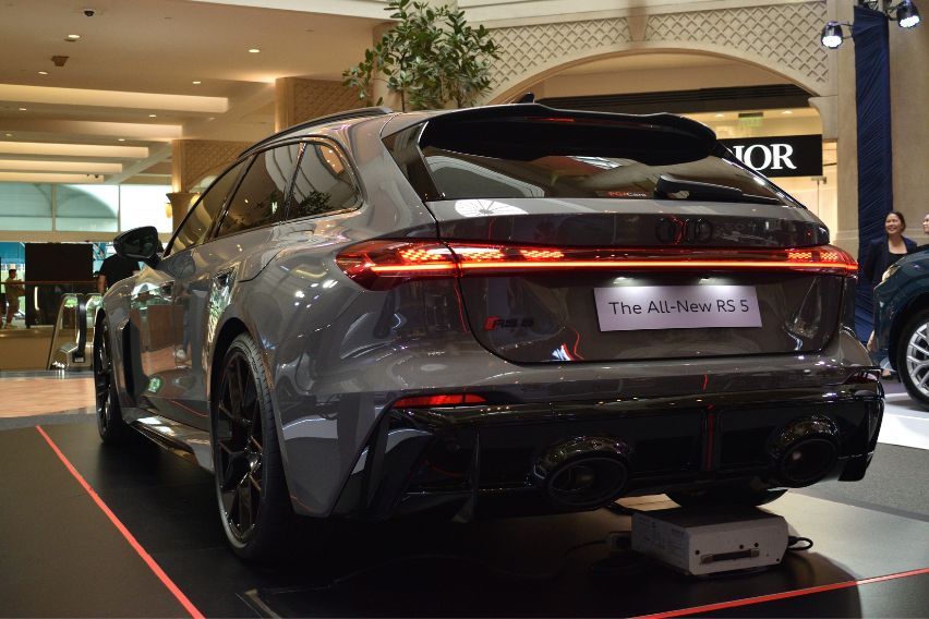 RS5 Avant PHEV 6