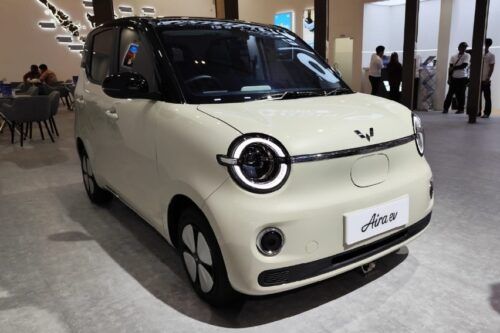 Wuling Aira ev Standard Range: Opsi City Car Listrik Perkotaan Paling Logis Berbanderol Rp155 Juta