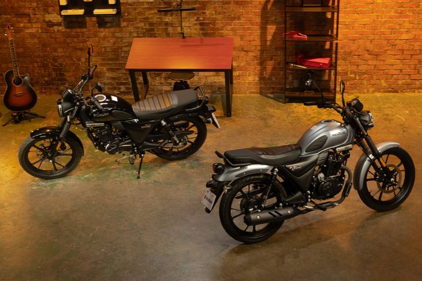 Suzuki GN160 meluncur