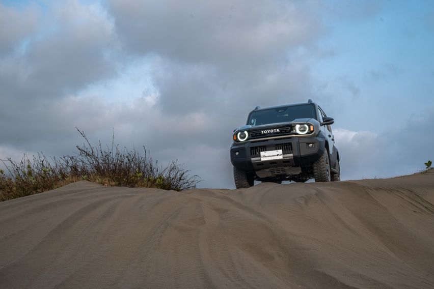 Toyota Land Cruiser FJ